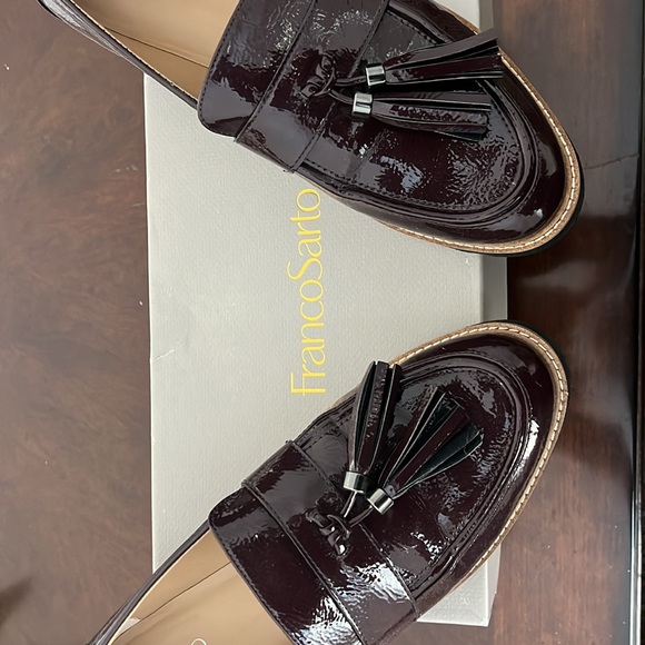 Franco Sarto Carolynn Loafers in Burgundy - Picture 2 of 5